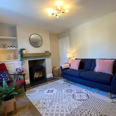 Charming Cottage Mins From Chichester City Centre 外观 照片