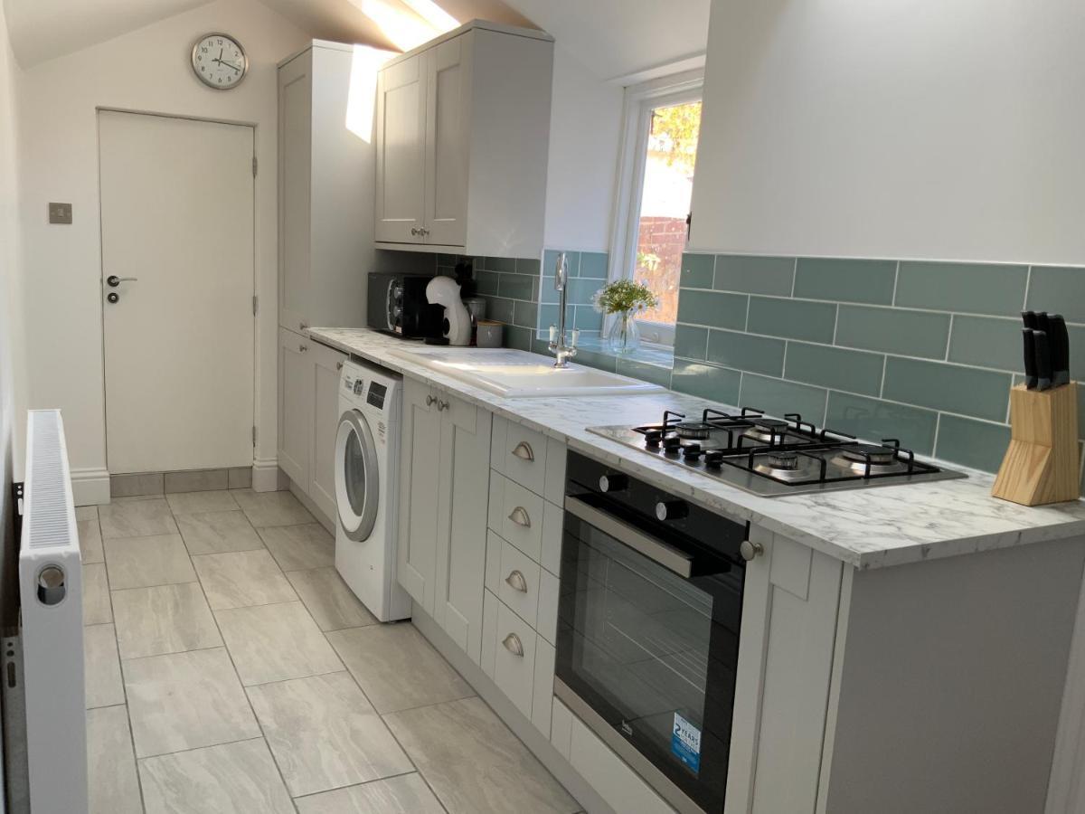 Charming Cottage Mins From Chichester City Centre 外观 照片