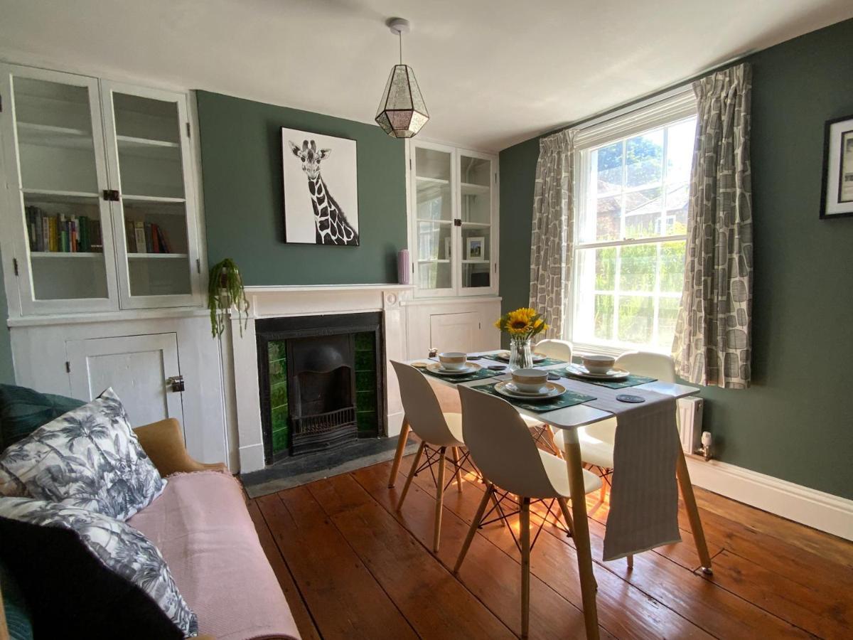 Charming Cottage Mins From Chichester City Centre 外观 照片