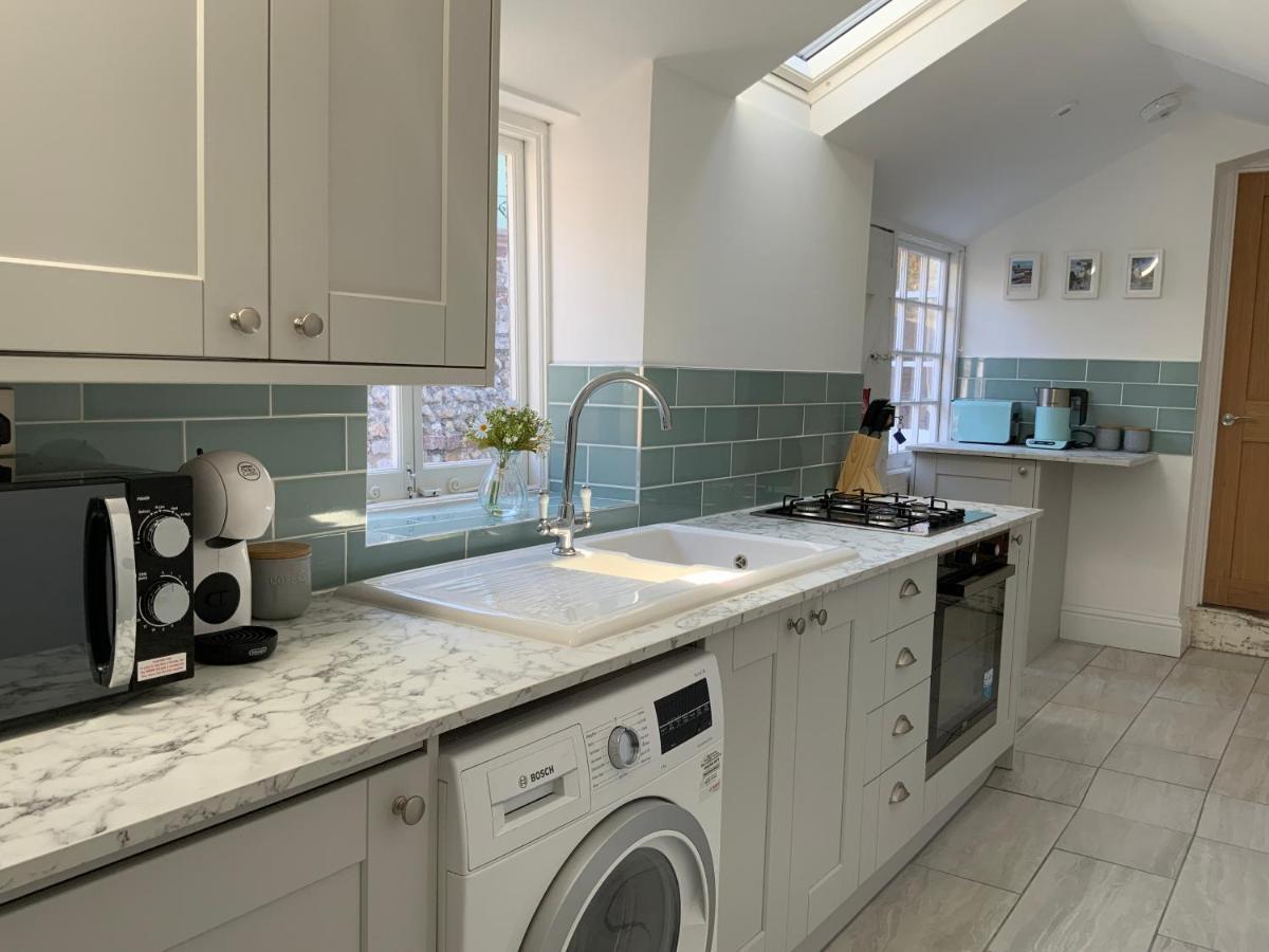 Charming Cottage Mins From Chichester City Centre 外观 照片